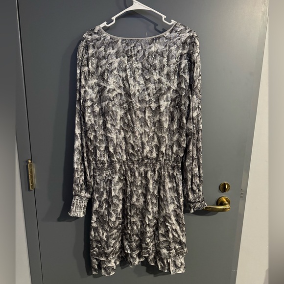 NWT White House Black Market Black, Gray, and Silver Long Sleeve Dress Size L - Picture 2 of 11